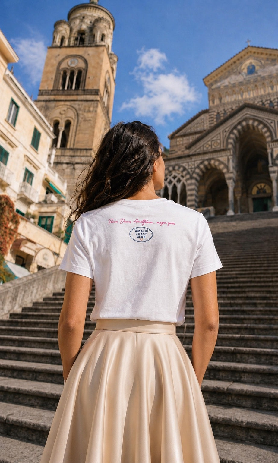 T-shirt Parva Domus Amalfitana vista posteriore al Duomo di Amalfi